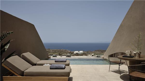 NATURA SUITE WITH INFINITY POOL