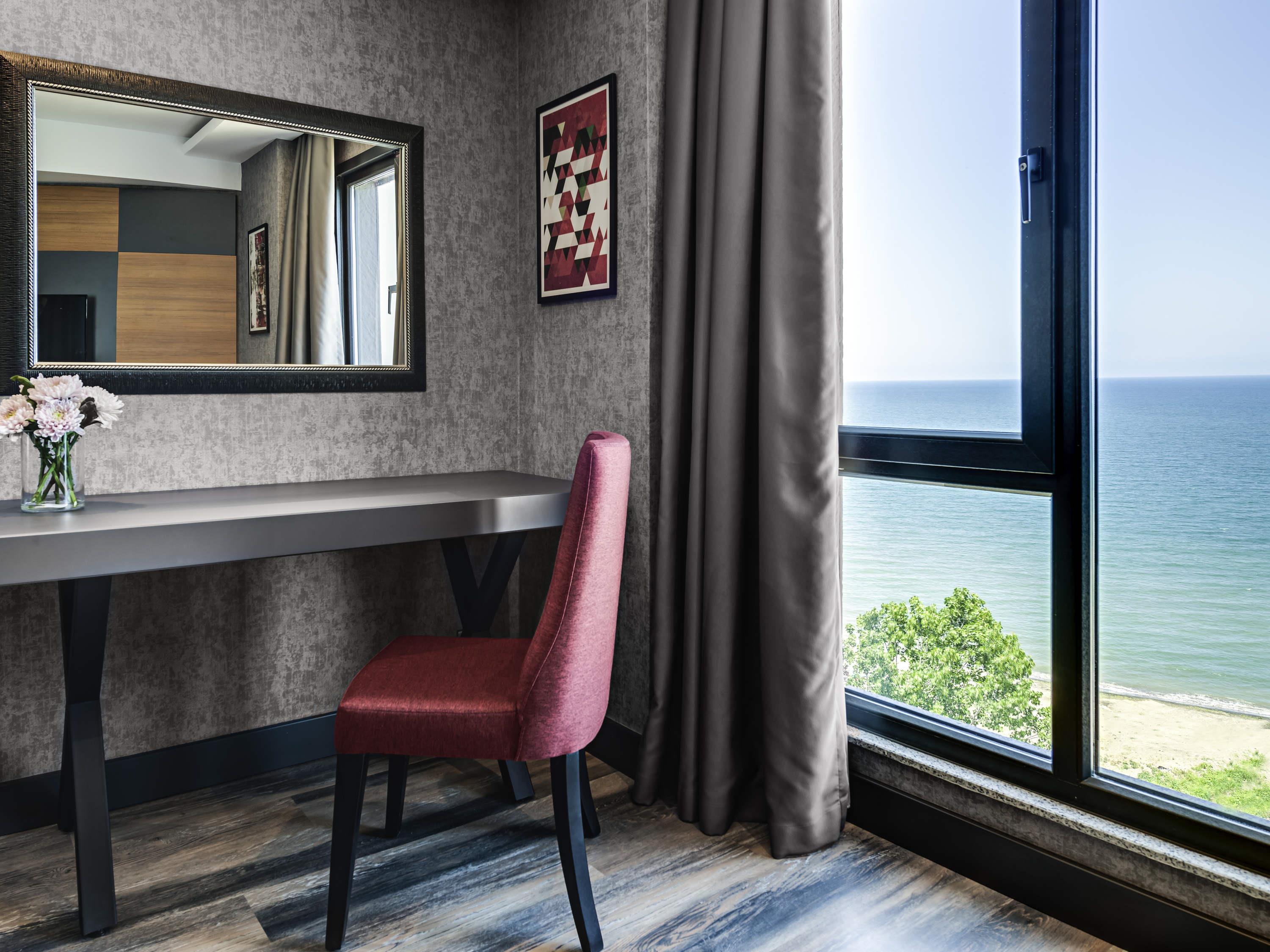 Mövenpick Hotel Trabzon Room Type - Deluxe Sea View room with 1 dbl bed and 1 Sofabed