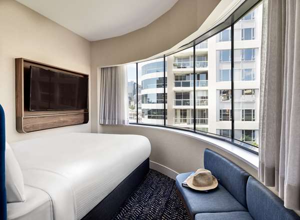 1 Queen Bed, Non-Smoking, Small Room, Espresso Machine, Wi-Fi, Free Mineral Water