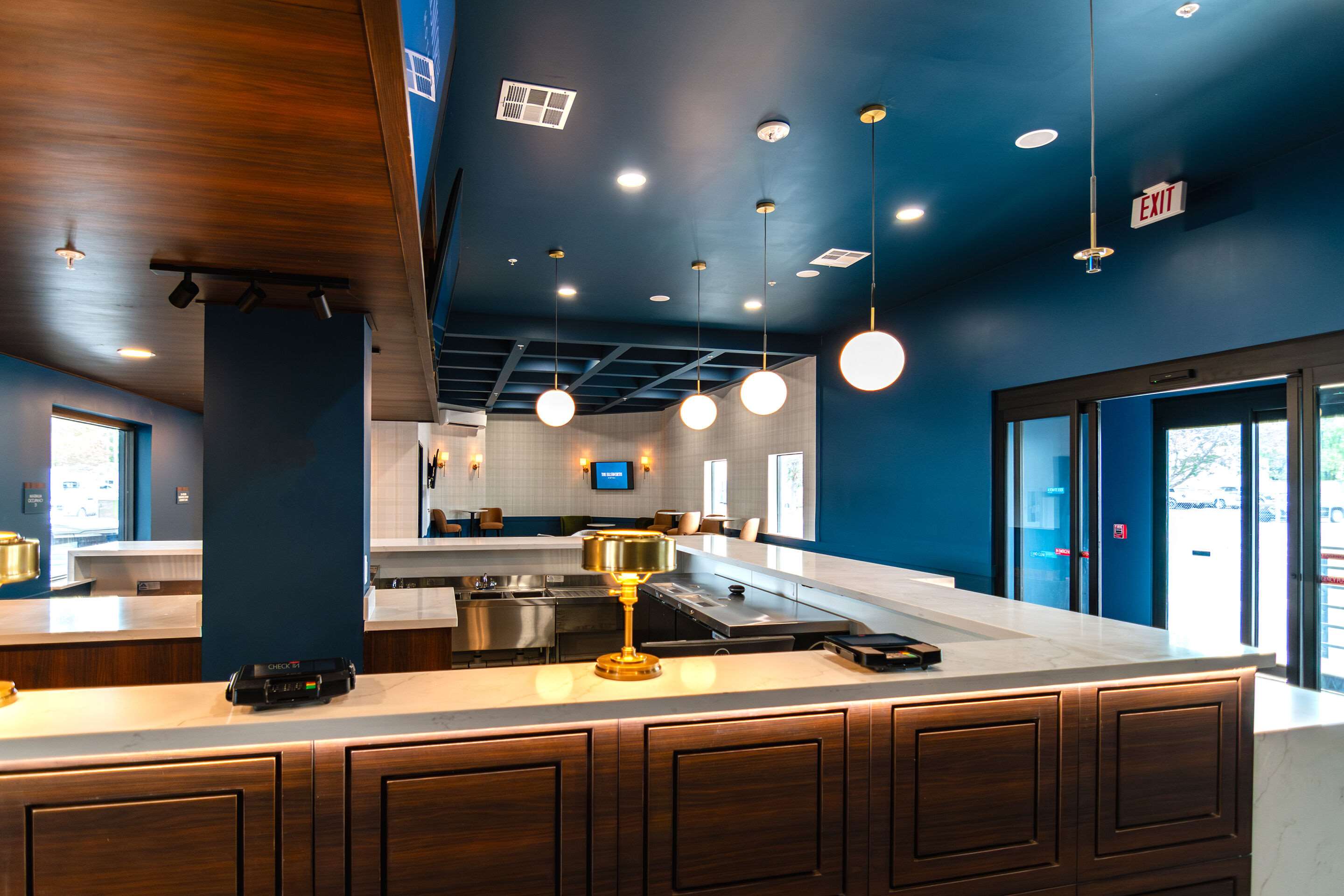 Hotel bar | The Historic Grand Canyon Hotel