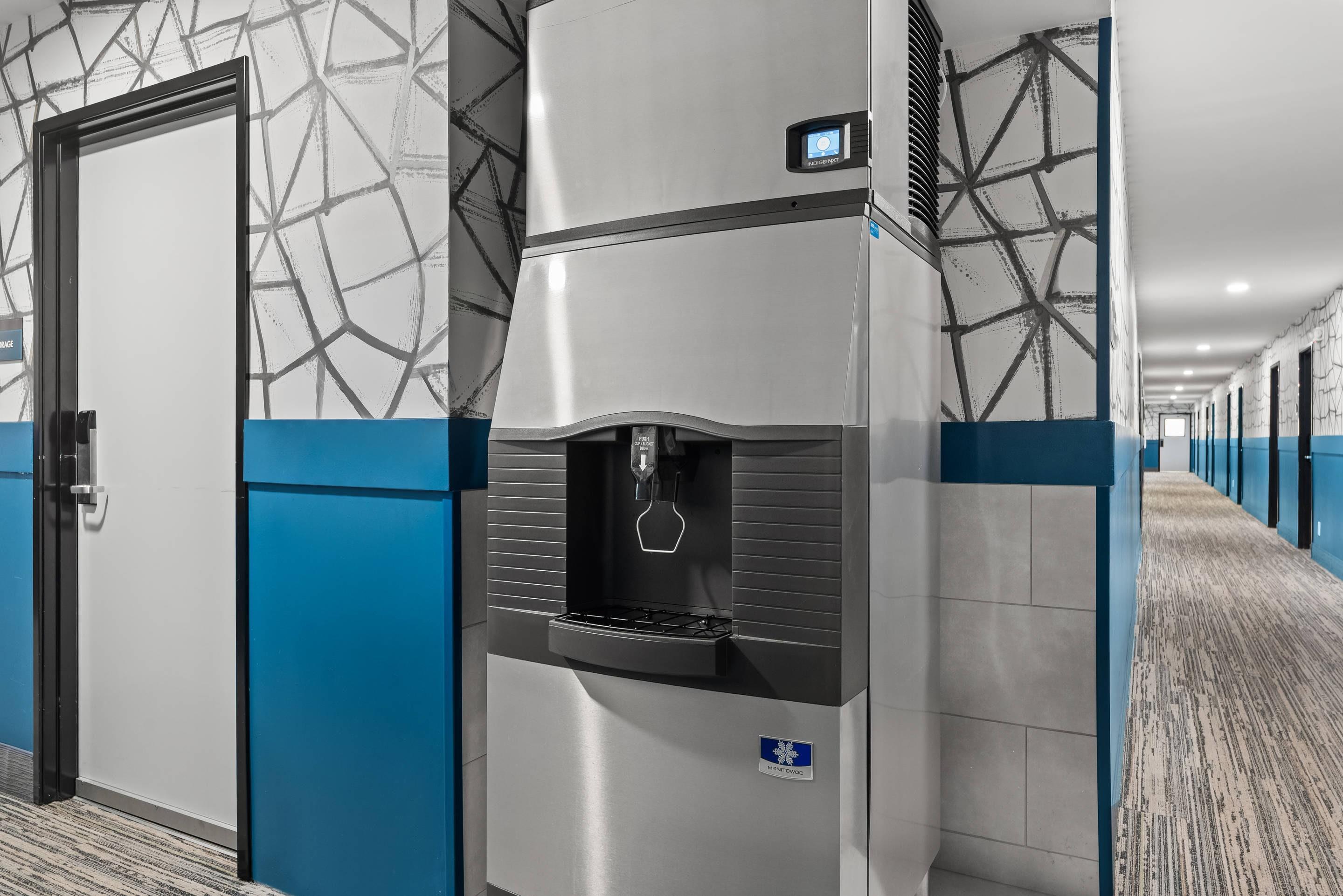 Ice machine | The Historic Grand Canyon Hotel