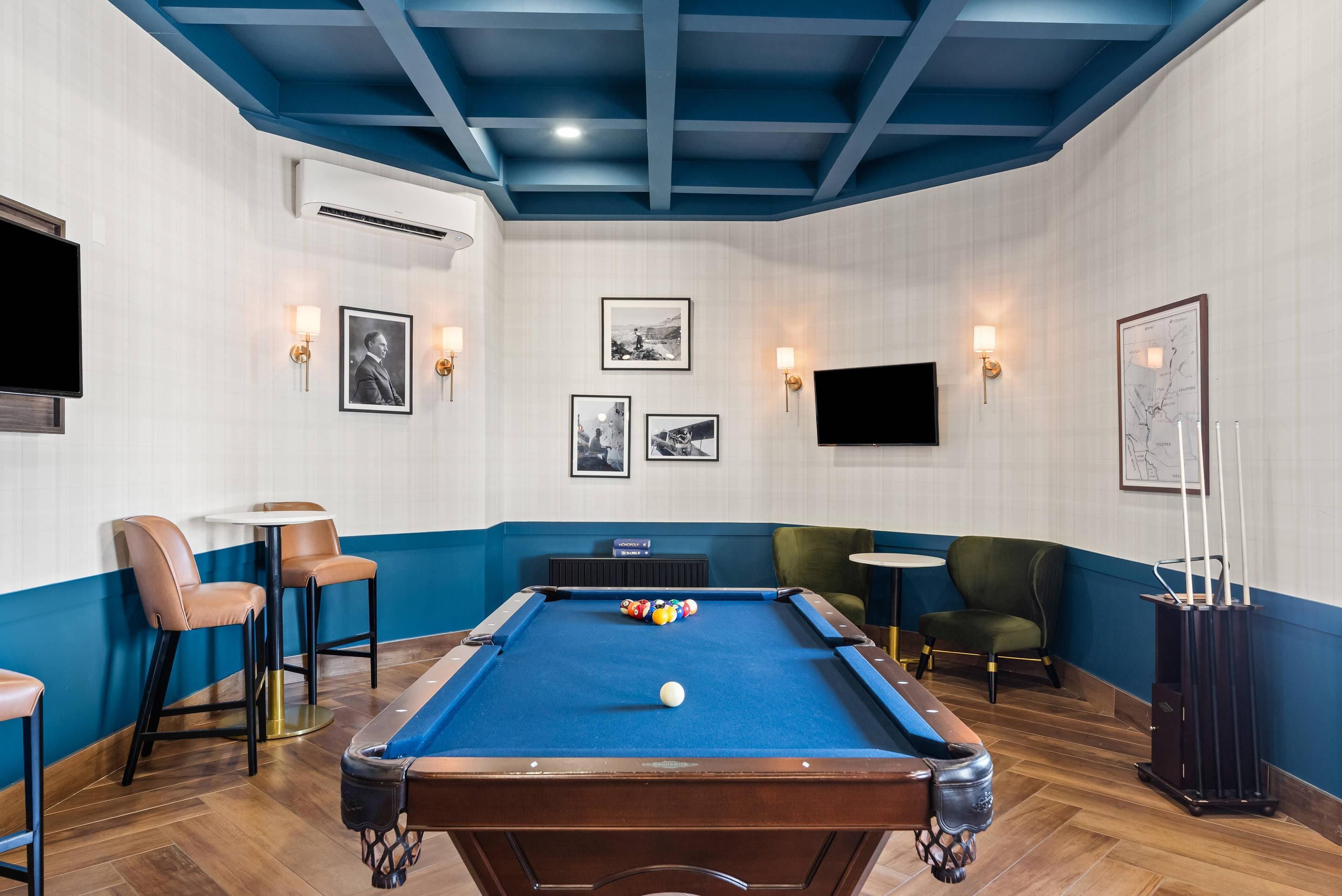 Game room | The Historic Grand Canyon Hotel