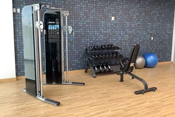 Fitness/ Exercise Room - La Quinta Inn & Suites Corpus Christi