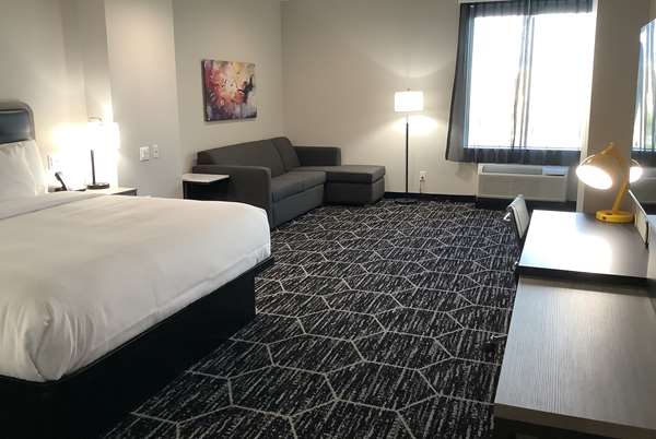  - La Quinta Inn & Suites Corpus Christi