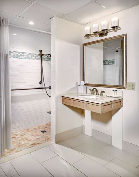 Exterior view - Sea Crest Beach Hotel North Falmouth