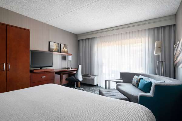  - Sonesta Select Hotel Phoenix