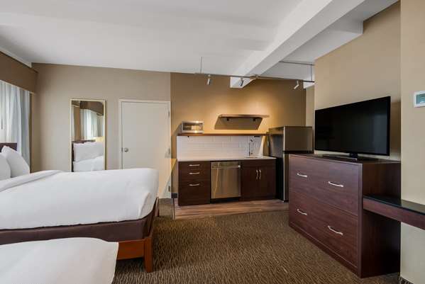  - Best Western Syracuse Downtown Hotel & Suites - I-81, Exit 20