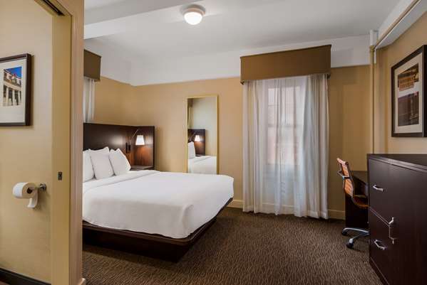  - Best Western Syracuse Downtown Hotel & Suites - I-81, Exit 20