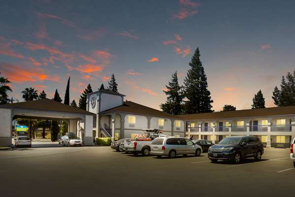 Exterior view - SureStay Hotel by Best Western Ukiah - CA 101, Exit 551