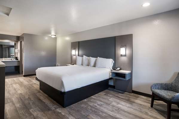  - SureStay Hotel by Best Western Ukiah - CA 101, Exit 551