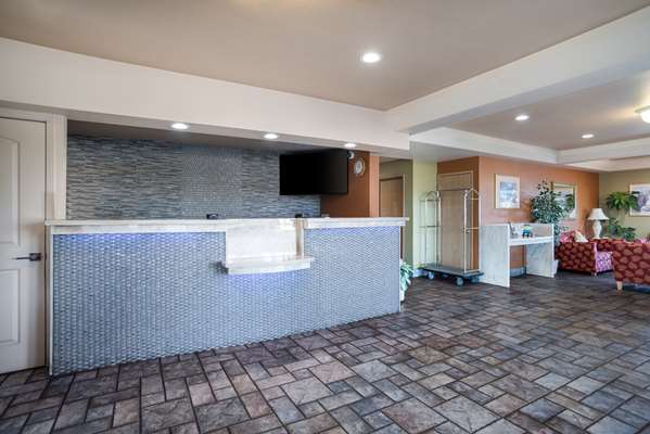  - SureStay Hotel by Best Western Ukiah - CA 101, Exit 551