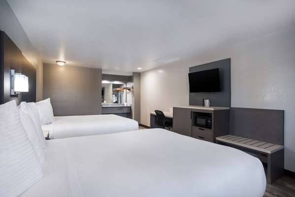  - SureStay Hotel by Best Western Ukiah - CA 101, Exit 551