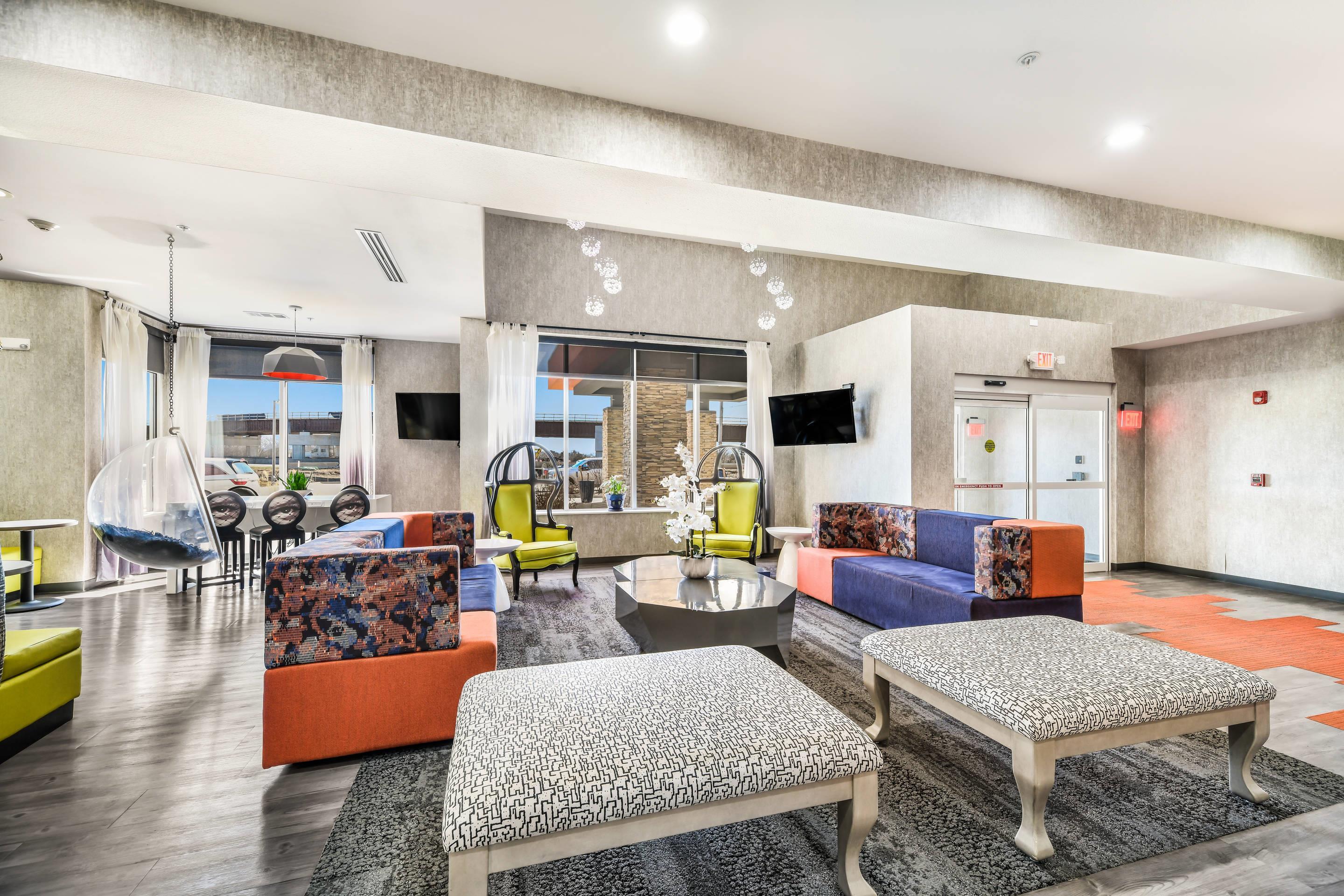 Hotel lobby | Hy-Lo Hotel, Ascend Hotel Collection