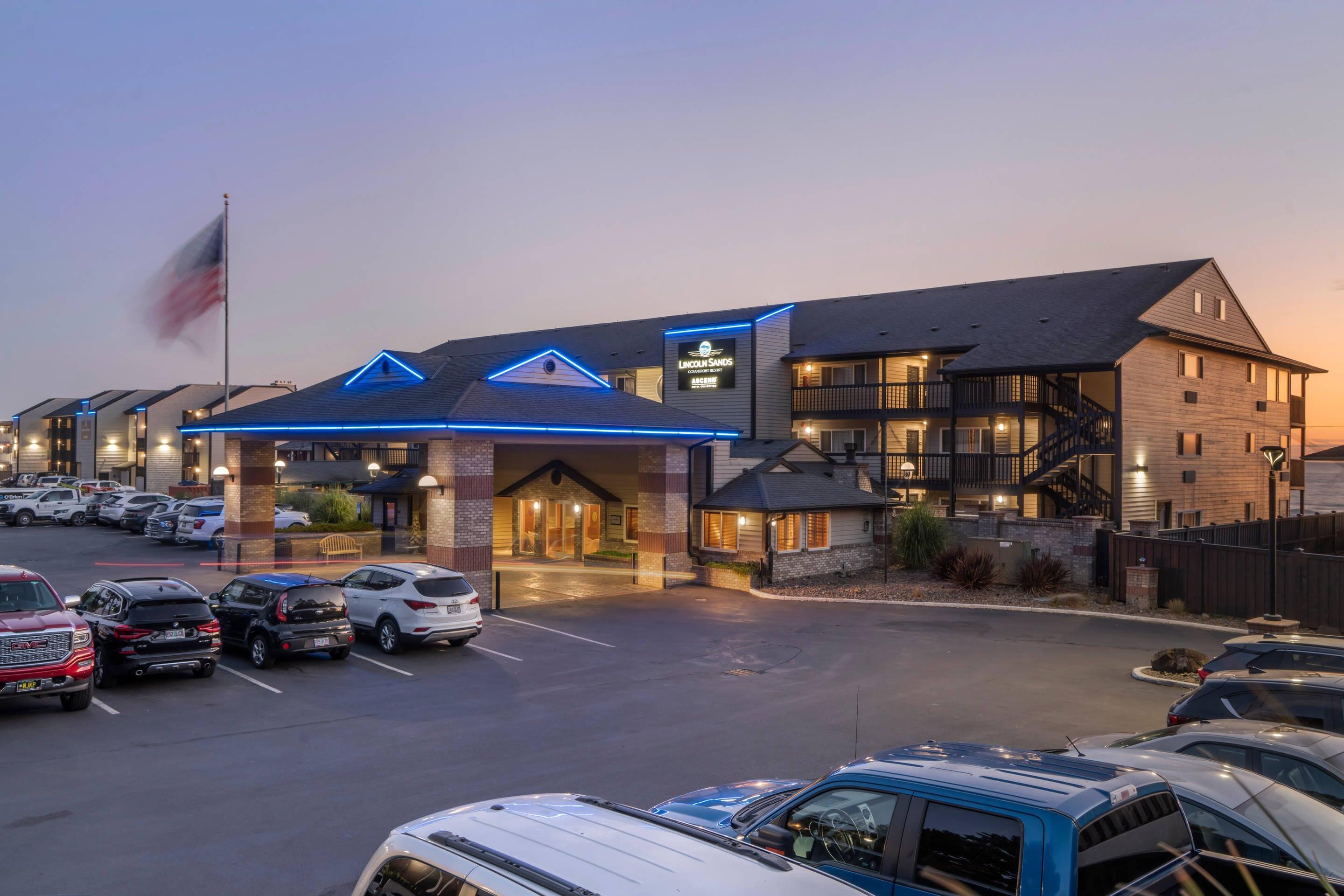 Exterior | Lincoln Sands Oceanfront Resort, Ascend Hotel Collection