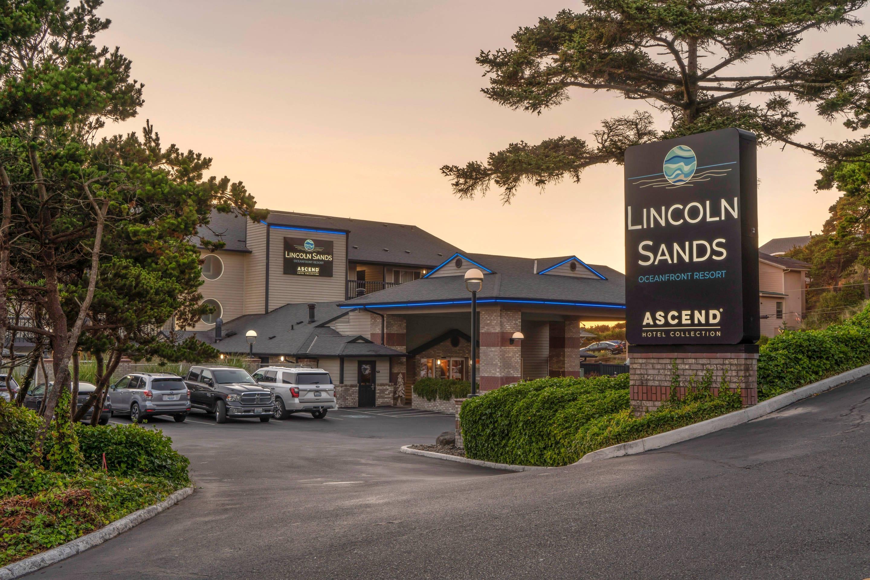 Exterior | Lincoln Sands Oceanfront Resort, Ascend Hotel Collection
