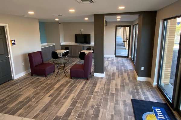  - Days Inn Newnan - I-85, Exit 41