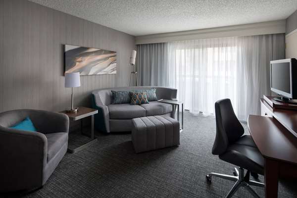  - Sonesta Select Hotel LAX El Segundo