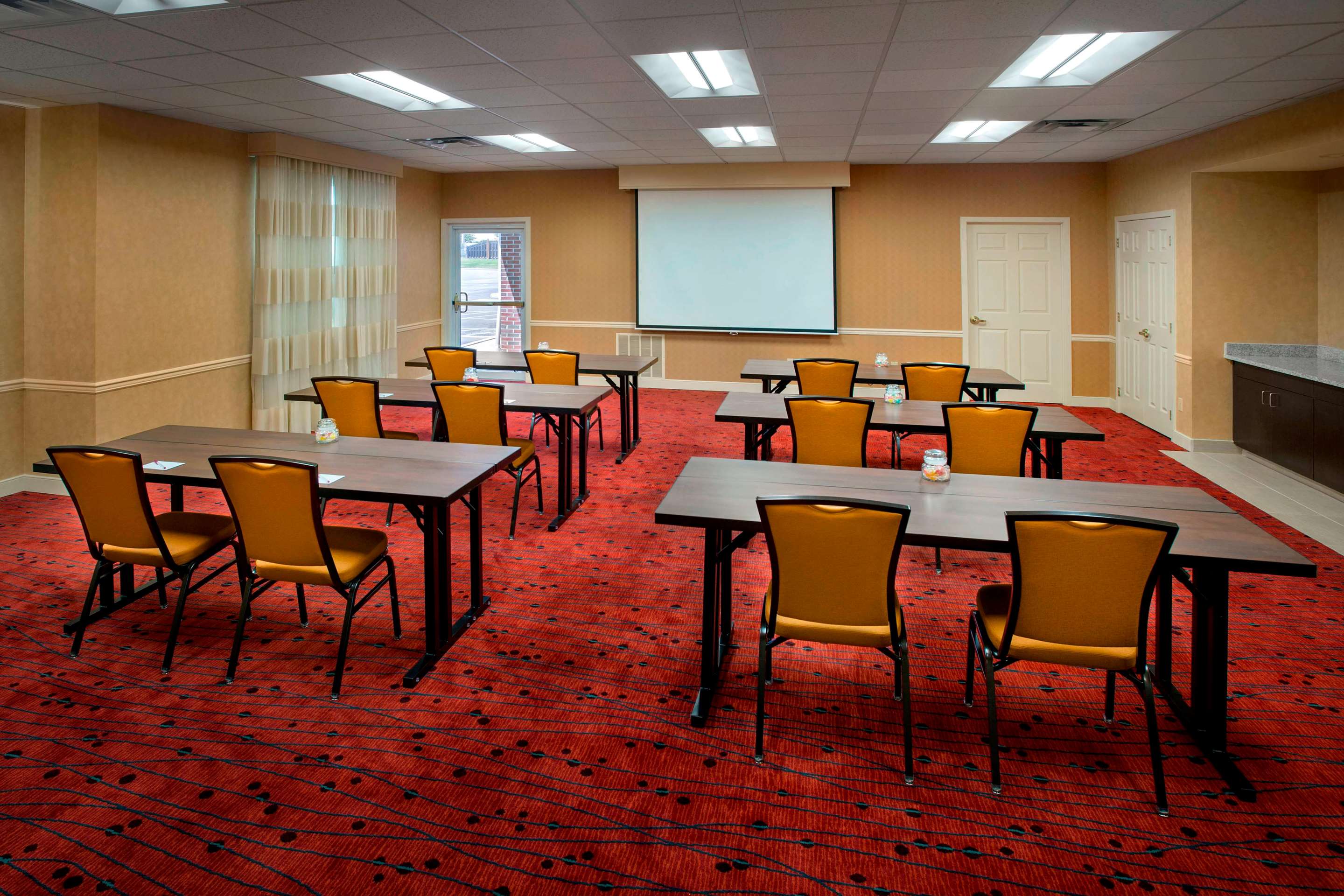 Meeting room | Sonesta ES Suites Allentown Bethlehem Airport