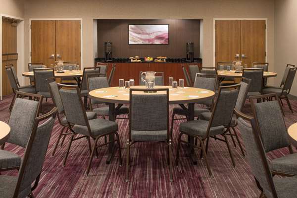  - Sonesta Select Hotel Bellevue