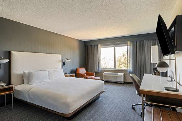  - Sonesta Select Hotel San Ramon - I-680, Exit 34
