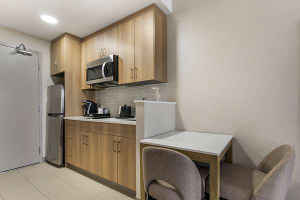  - Best Western Premier Route 97 Vernon Hotel