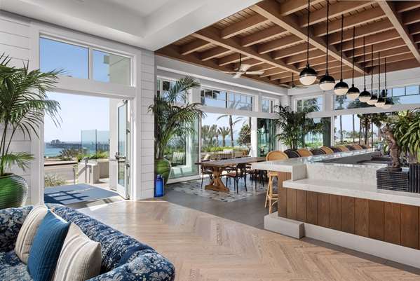 Bar - Seabird Resort Oceanside