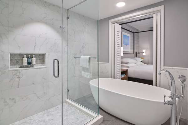 Suite - Seabird Resort Oceanside