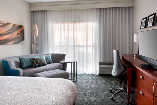  - Sonesta Select Hotel Middletown