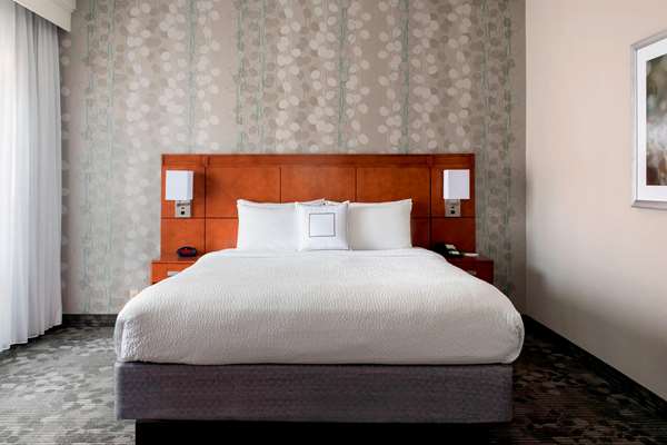Suite - Sonesta Select Hotel Middletown