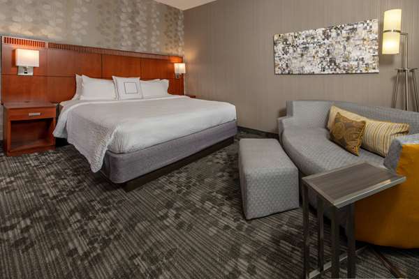  - Sonesta Select Hotel Newark - I-95, Exit 4B