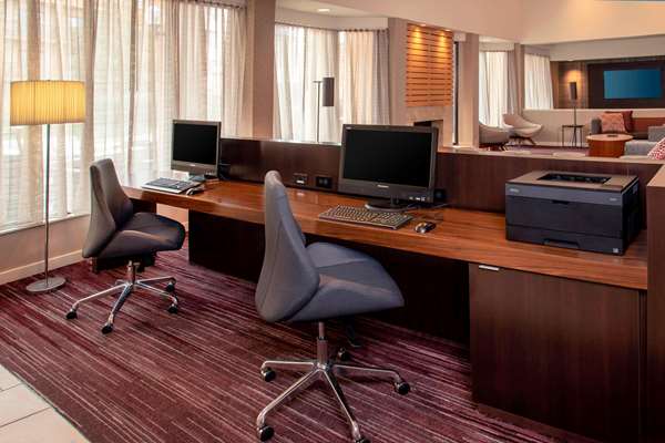 Conference Area - Sonesta Select Hotel Newark - I-95, Exit 4B