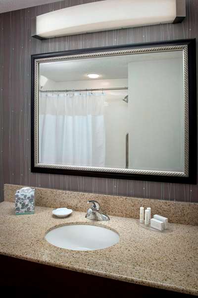  - Sonesta Select Hotel Tinton Falls Eatontown