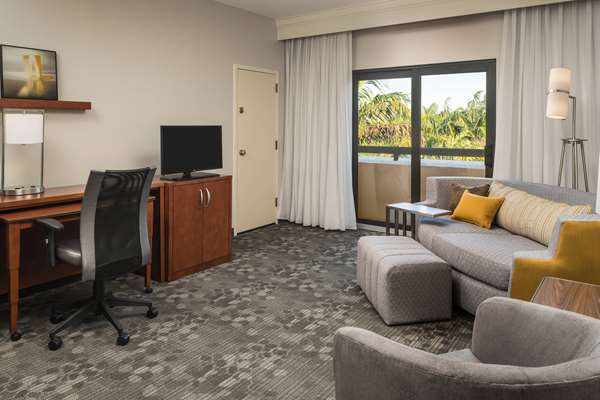 Suite - Sonesta Select Hotel Miami Lakes