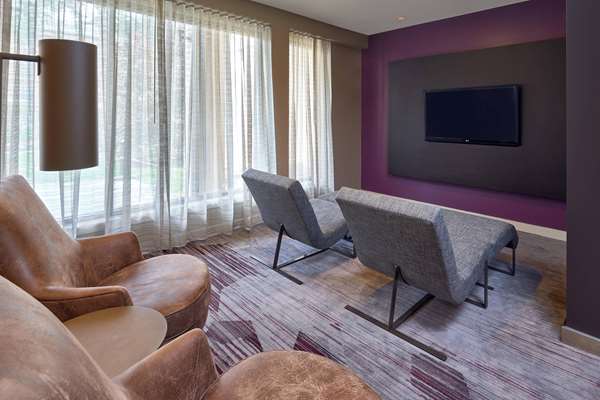  - Sonesta Select Hotel Miami Lakes