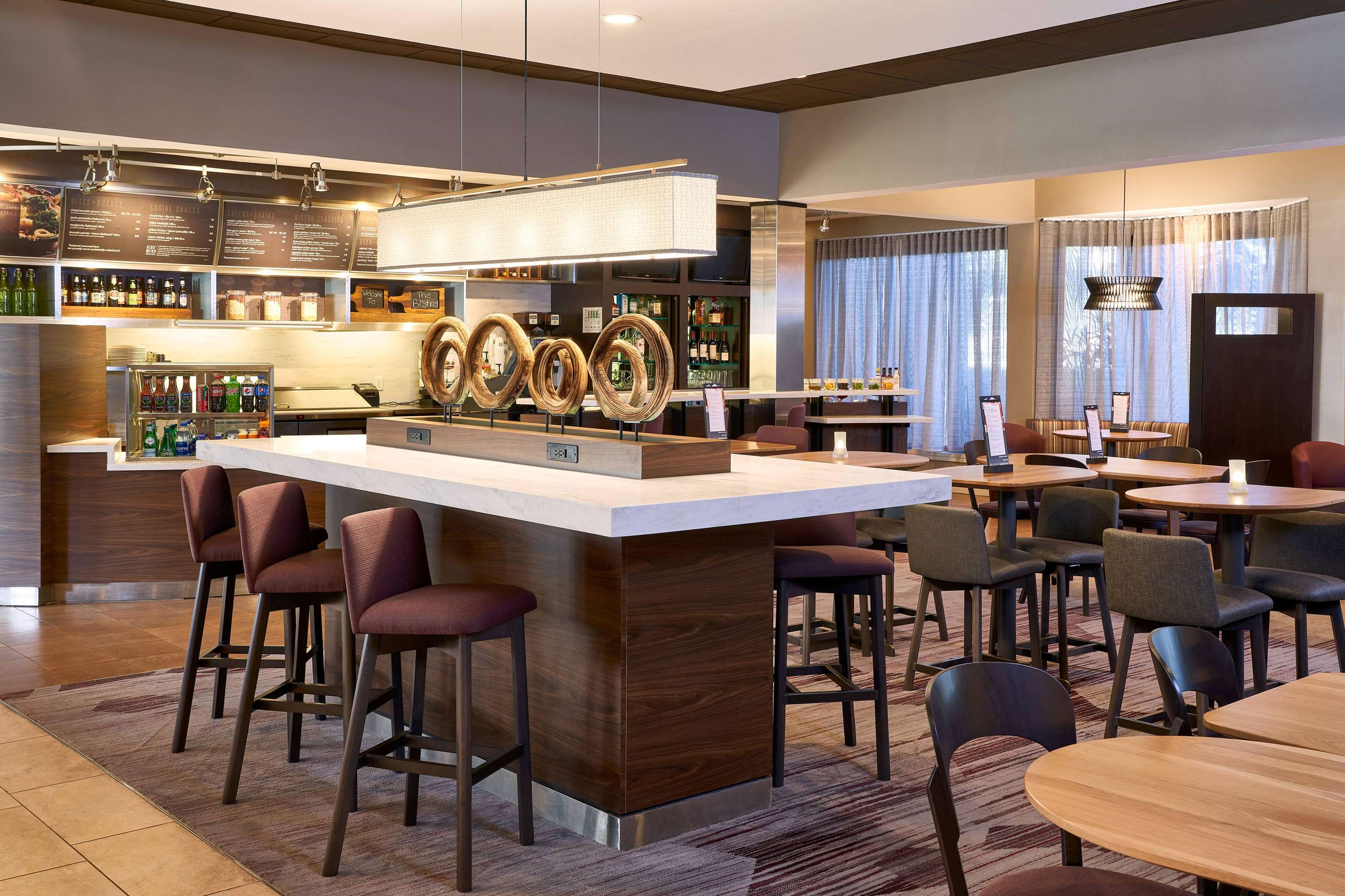 The Commons | Sonesta Select Miami Lakes