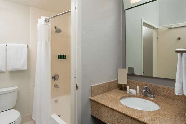  - Sonesta Select Hotel Miami Lakes