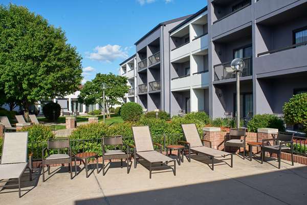 Pool - Sonesta Select Hotel Eden Prairie