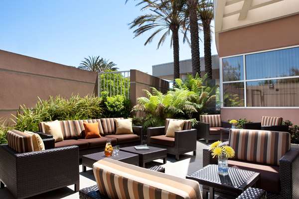  - Sonesta Hotel Emeryville - I-580, Exit 9