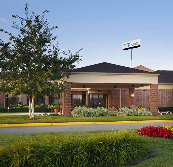 Exterior view - Sonesta Select Hotel Brookfield