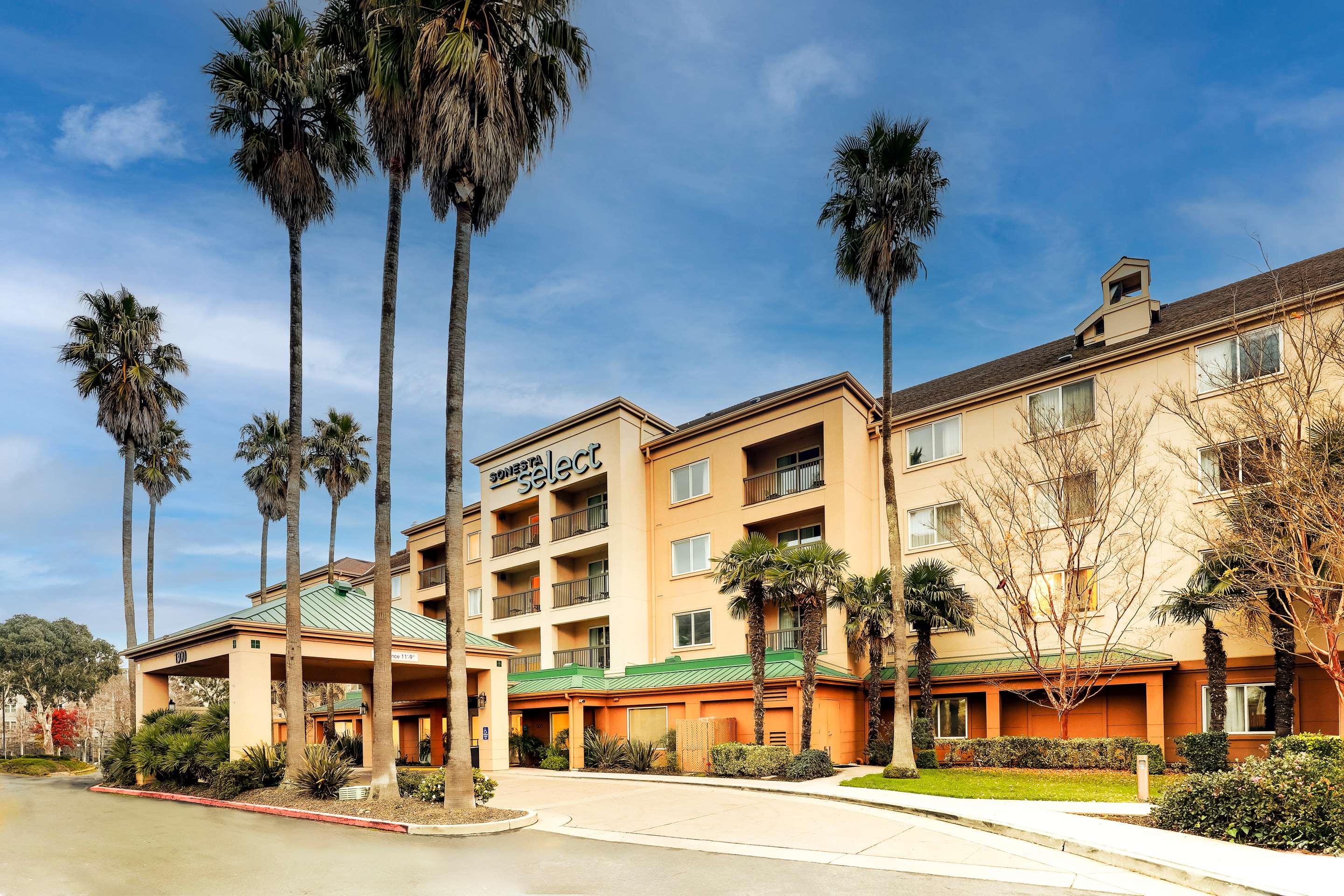 Main Exterior | AC Hotel by Marriott San Francisco Airport Oyster Point/Waterfront