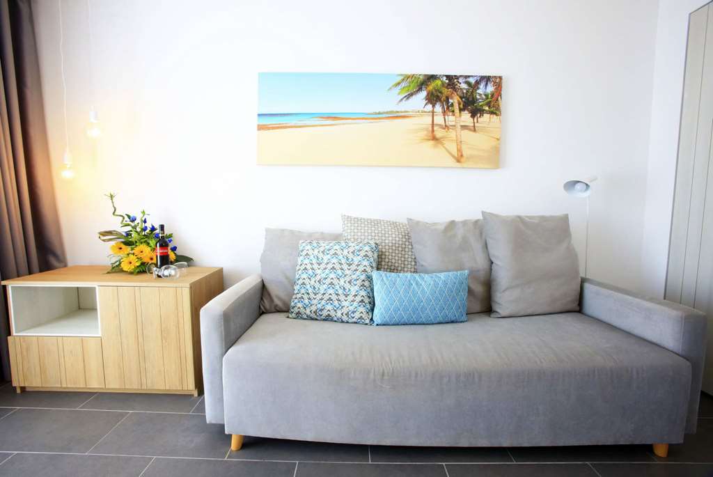 LABRANDA ALYSSA SUITE HOTEL-guestroom-Guest Room,On-Site.jpg