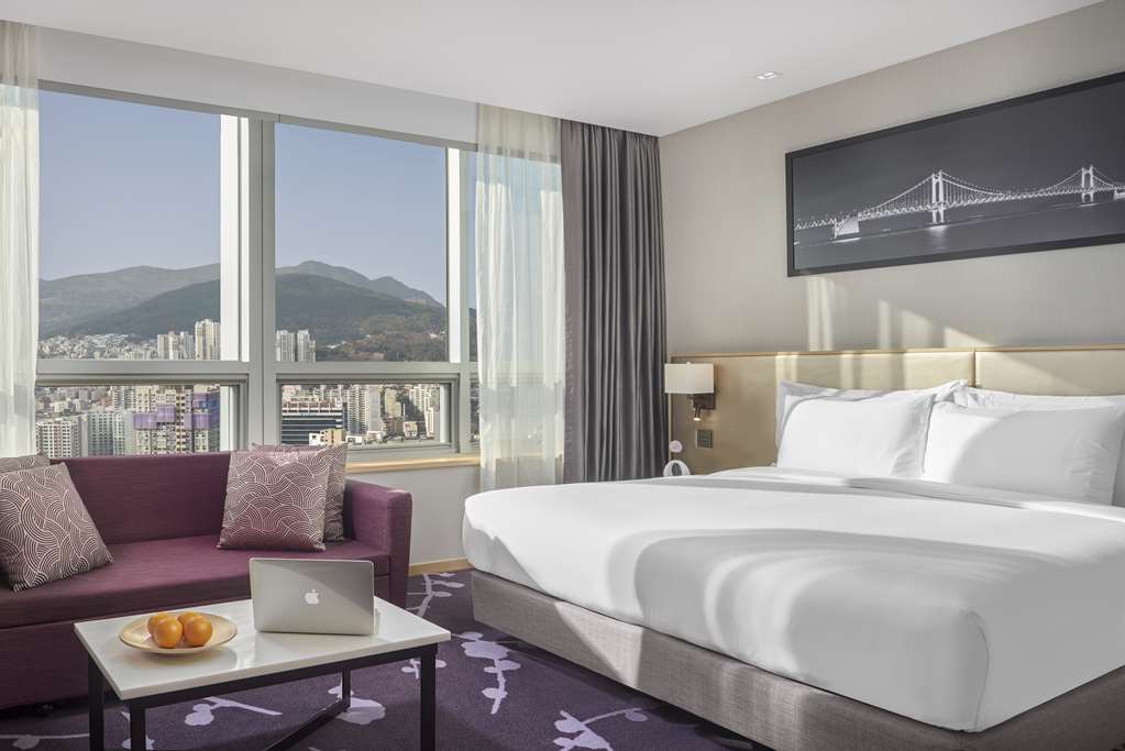 AVANI CENTRAL BUSAN HOTEL-guestroom-Guest Room,On-Site.jpg