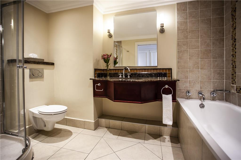 AVANI WINDHOEK-guestroom-Guest Room,Bathroom,On-Site.jpg