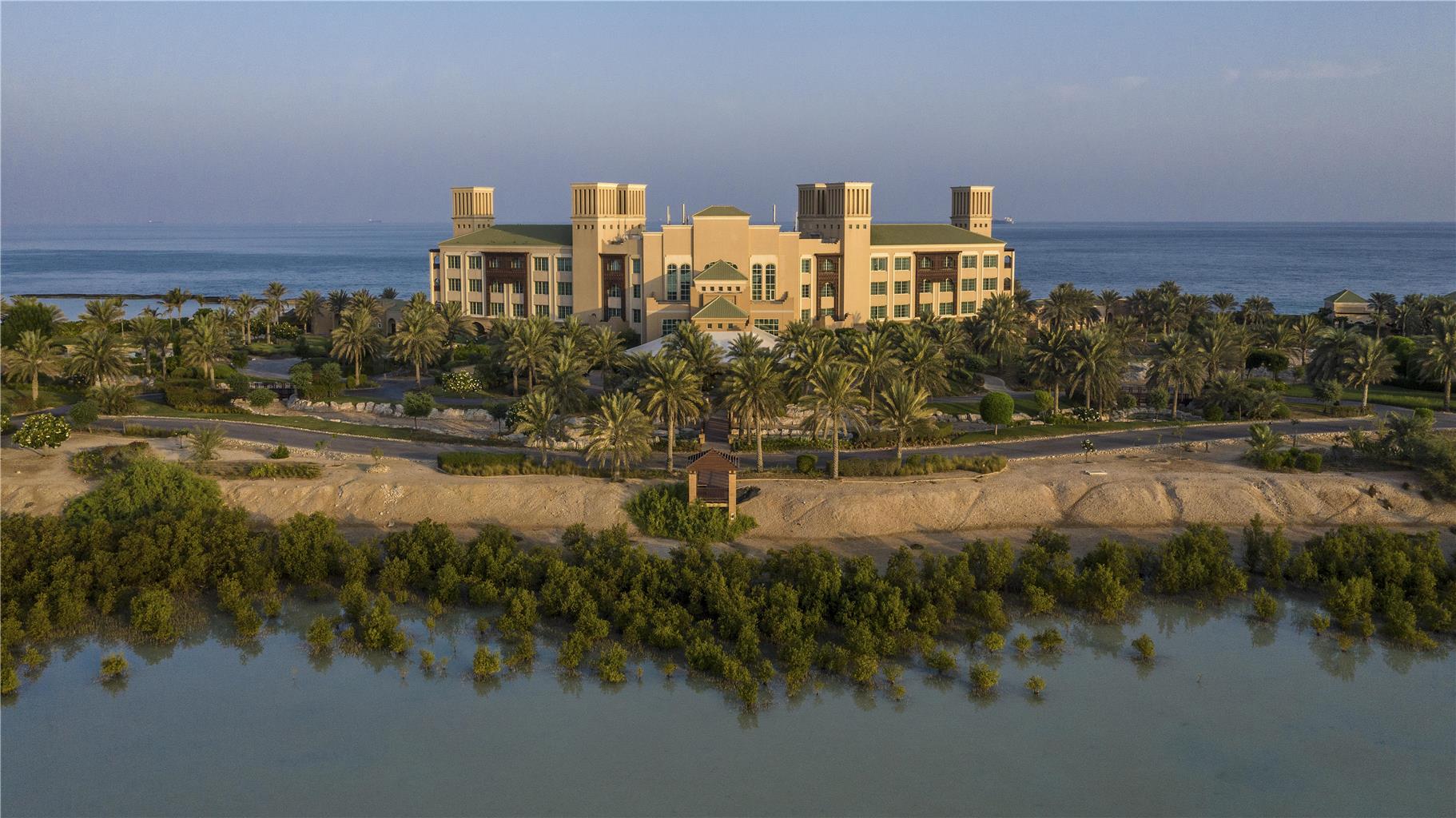 Desert Islands Resort & Spa by Anantara