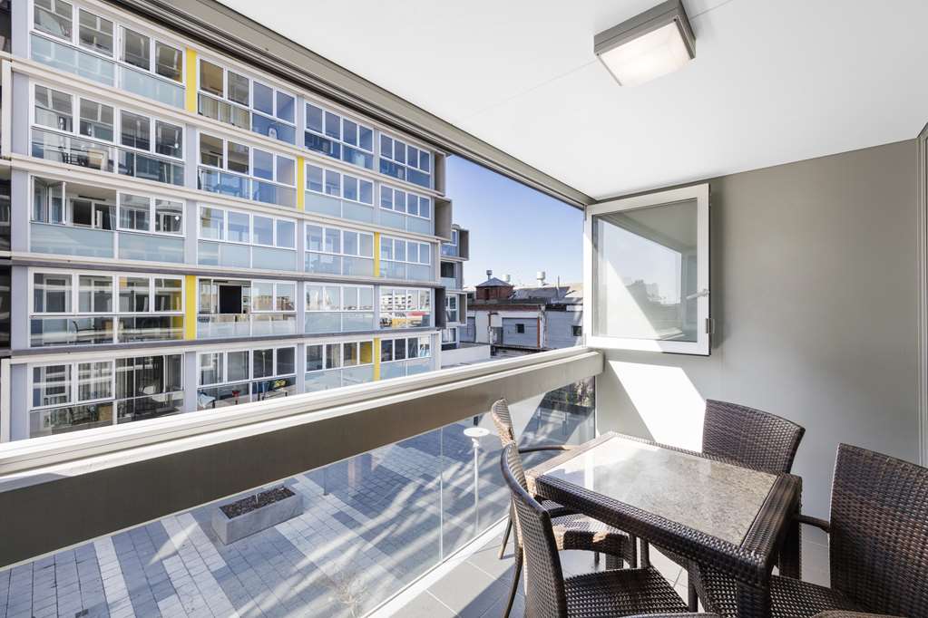 ISTAY PRECINCT ADELAIDE-guestroom-Guest Room,Suite,On-Site.jpg