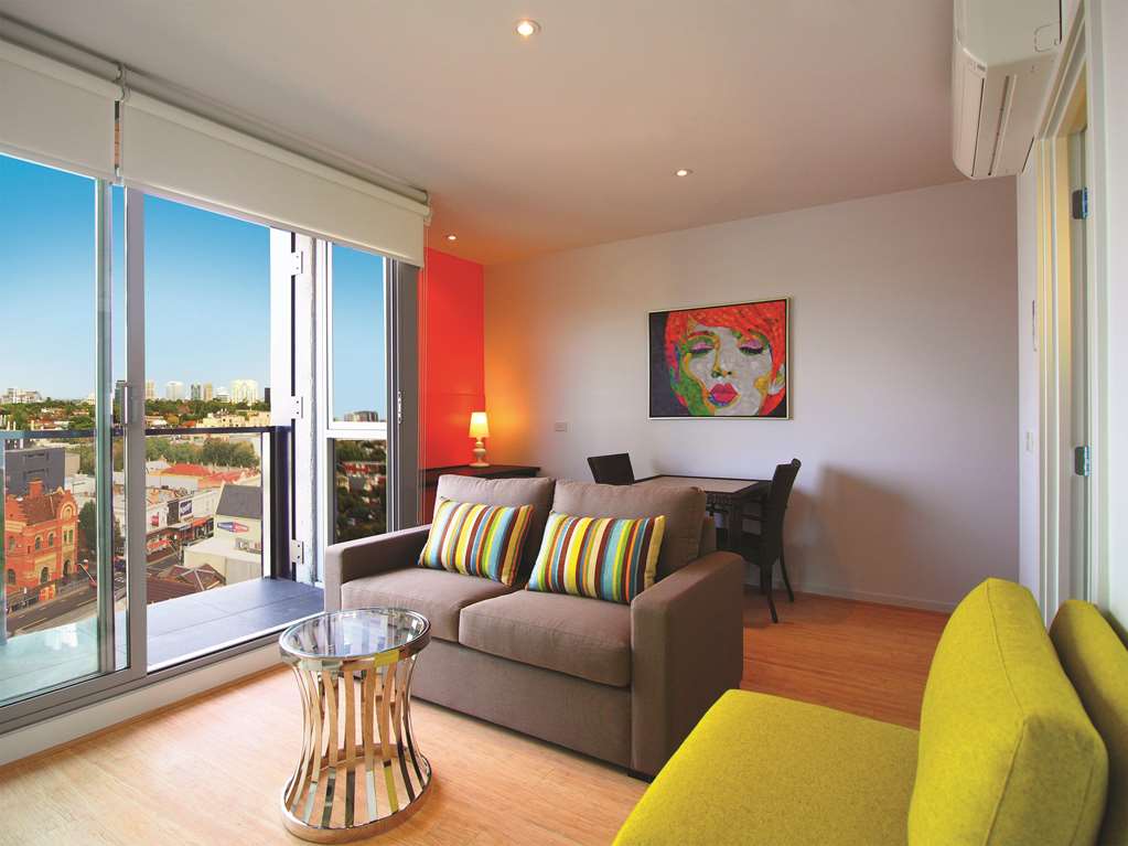 OAKS SOUTH YARRA SUITES-guestroom-Guest Room,Suite,On-Site.jpg
