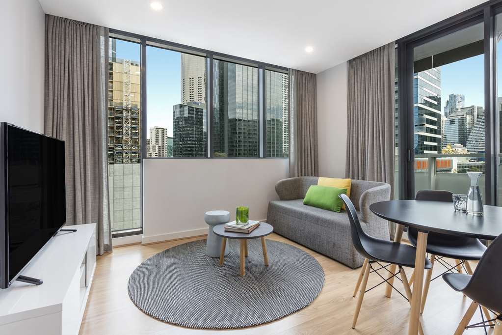 Oaks Southbank Suites-guestroom-Guest Room,On-Site.jpg