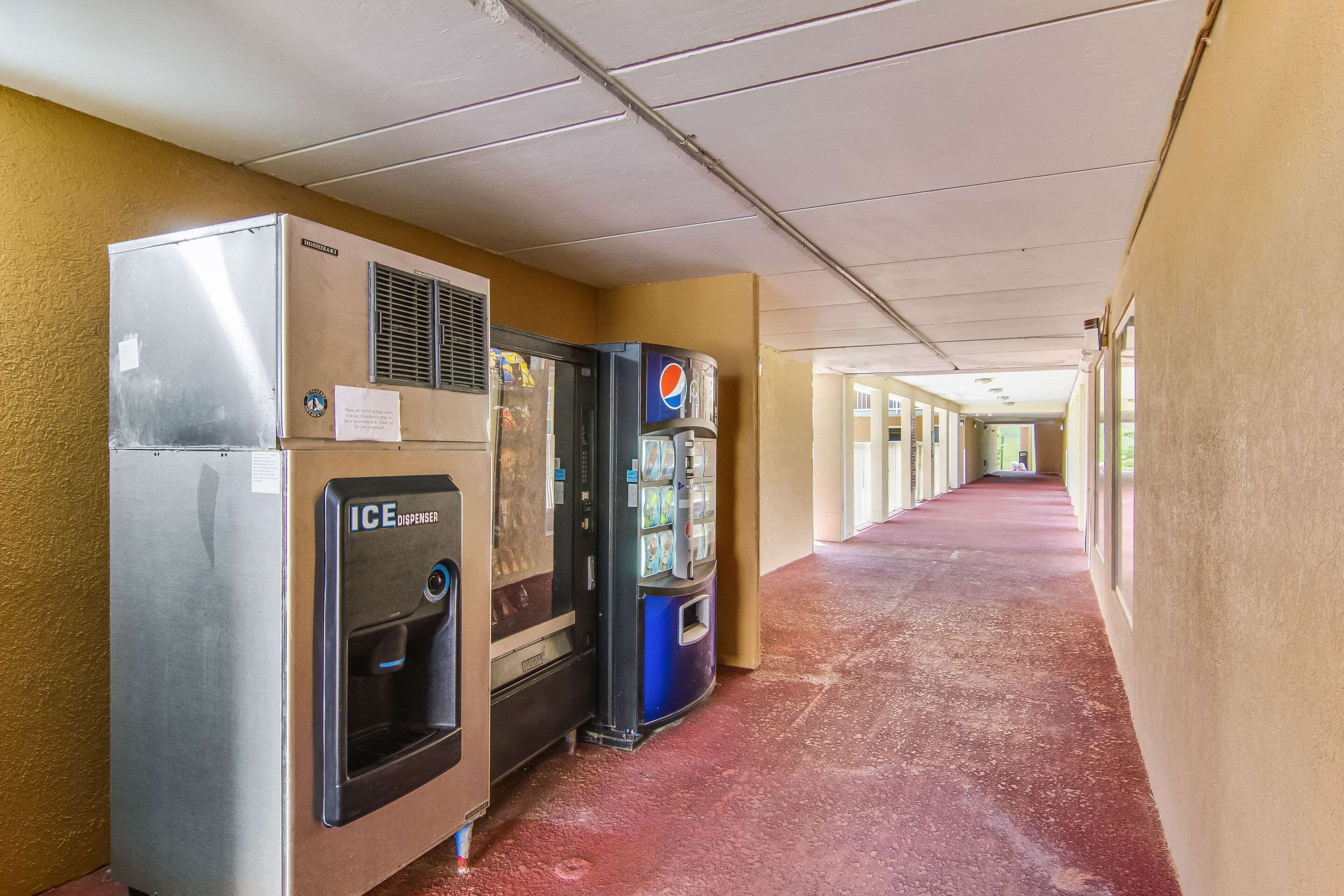 Hotel vending area | Suburban Studios