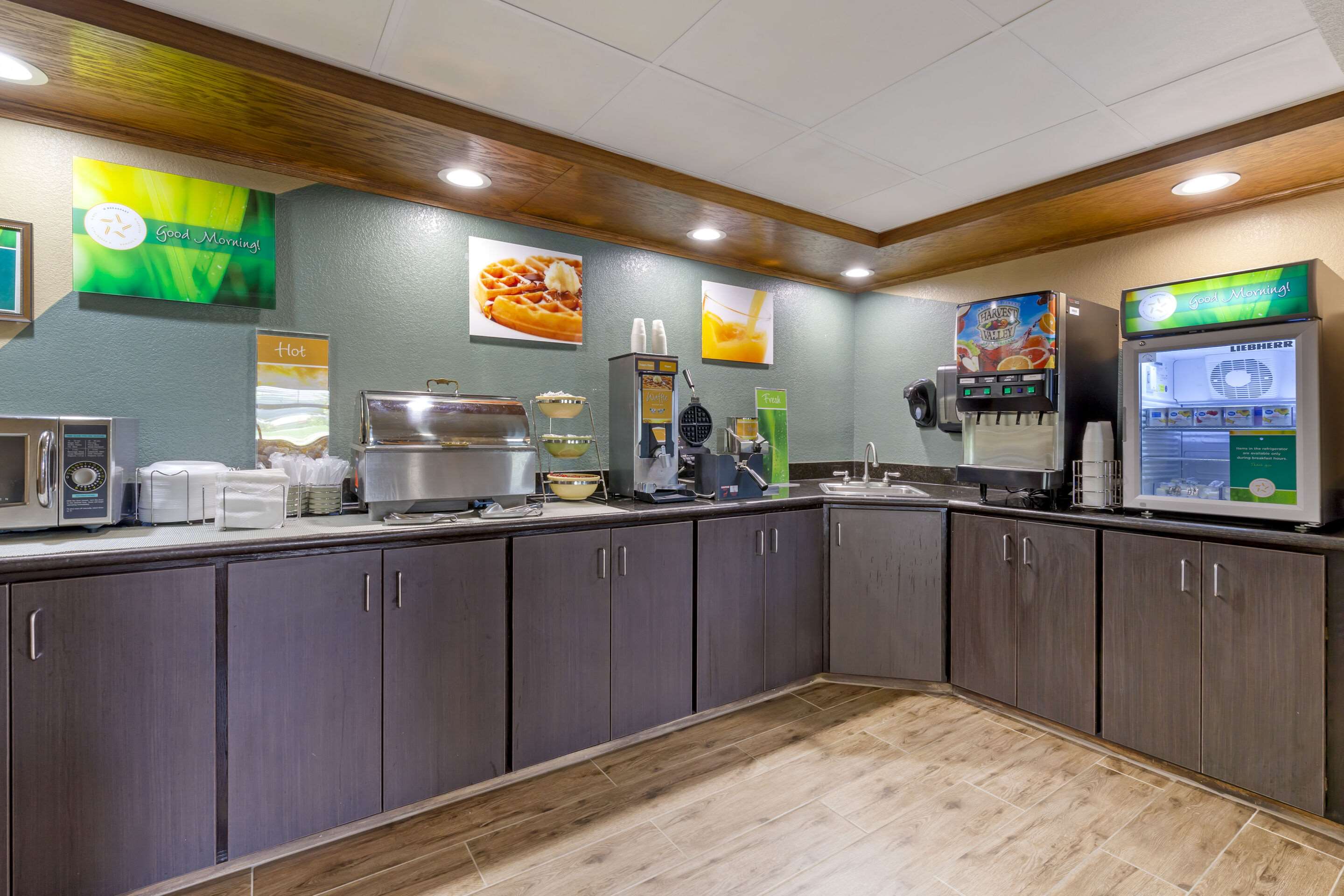 Breakfast counter