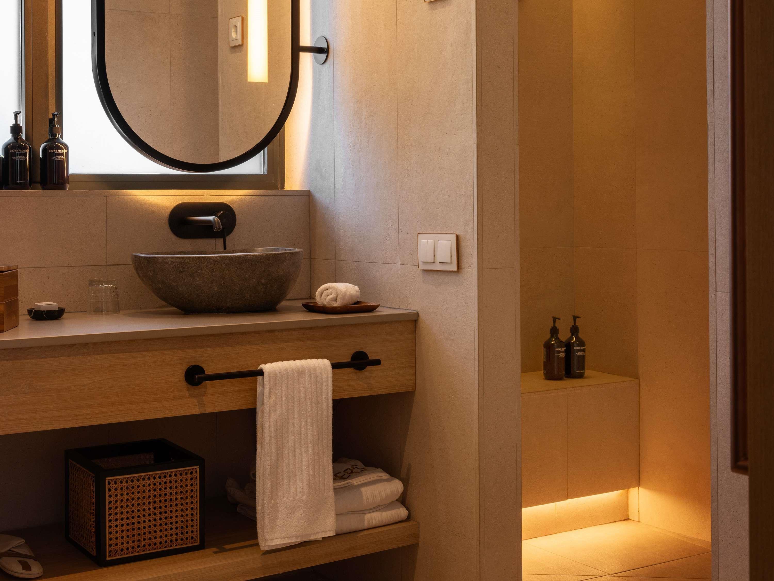 SO/ Sotogrande Spa & Golf Resort Room Type - SO LOFTY, 1 King Bed, Living Room, Signature Bathtub And Bay Window, Terrace SO/ Sotogrande Spa & Golf Resort Room Type - SO LOFTY, 1 King Bed, Living Room, Signature Bathtub And Bay Window, Terrace